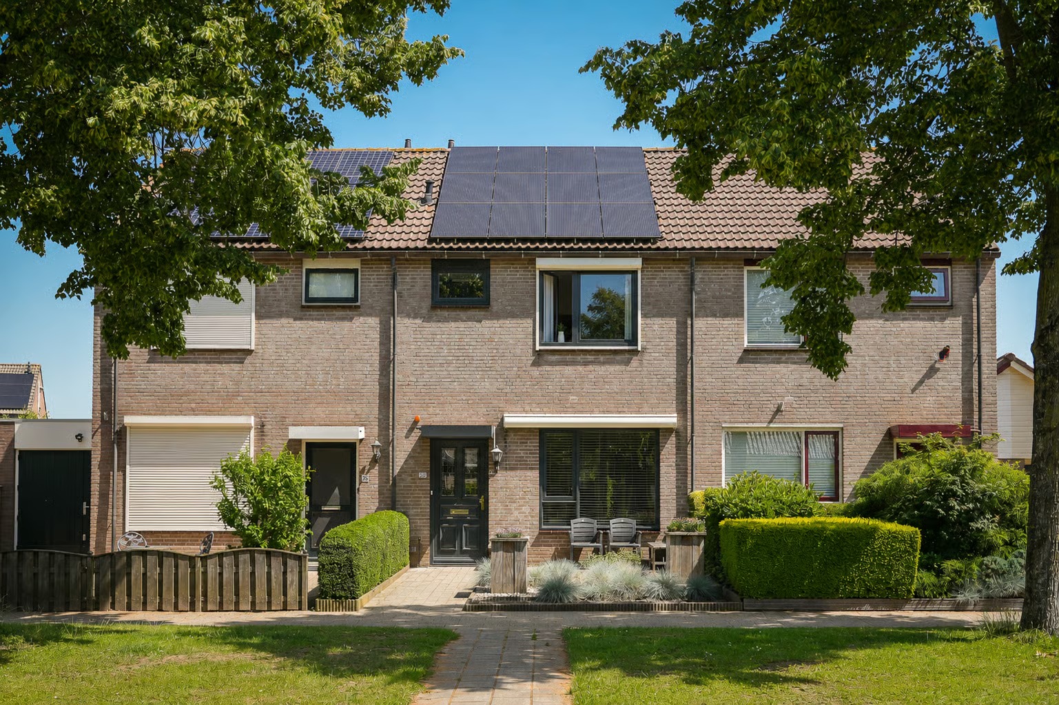 Tussenwoning Singel 26 in Nieuwendijk