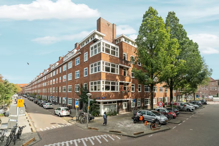 Tussenverdieping Paramariboplein 2 2 Amsterdam