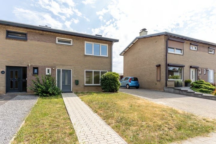 2-onder-1-kapwoning Sjpaans Kentje 18 in Landgraaf