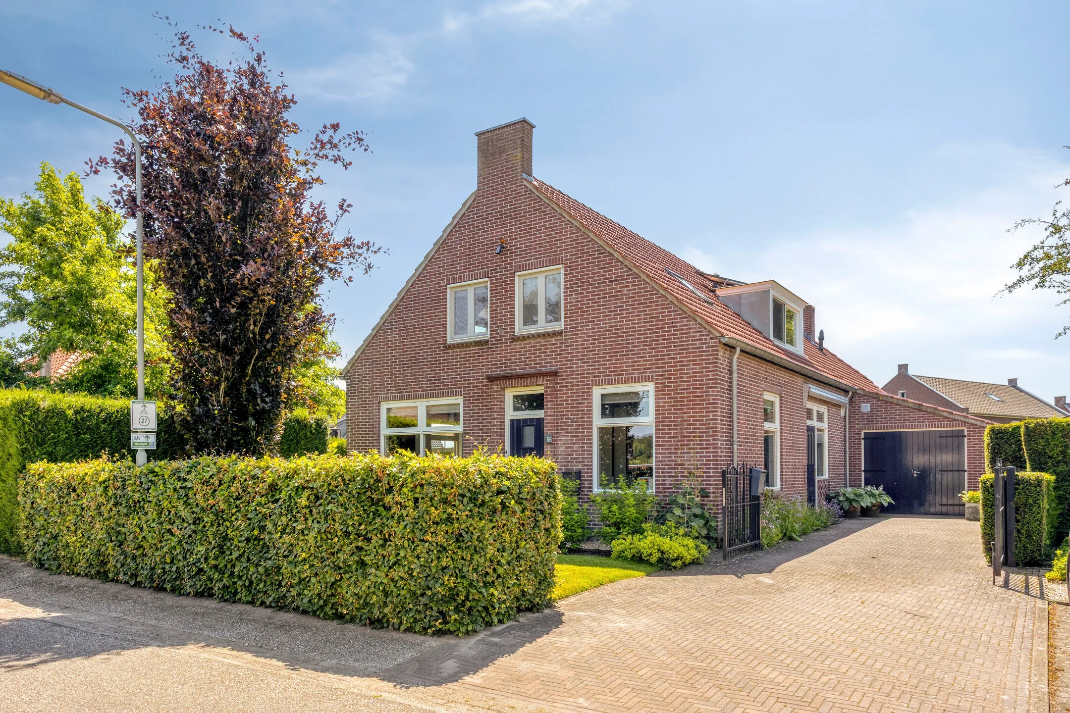 Halfvrijstaande woning Dorpsstraat 56 in Middelaar