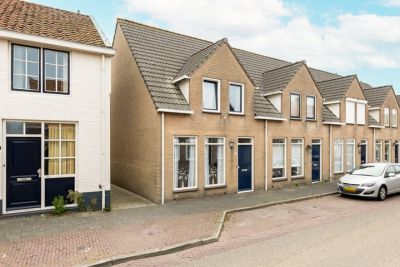 Hoekwoning Tramstraat 17 in Koudekerke