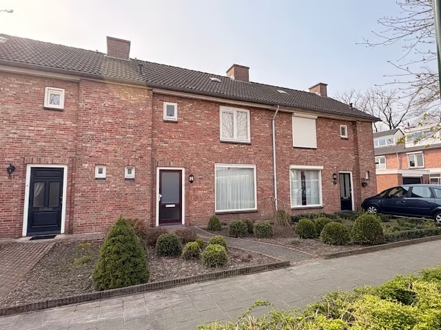 Tussenwoning Pastoor Attendorenstraat 49 in Gemert