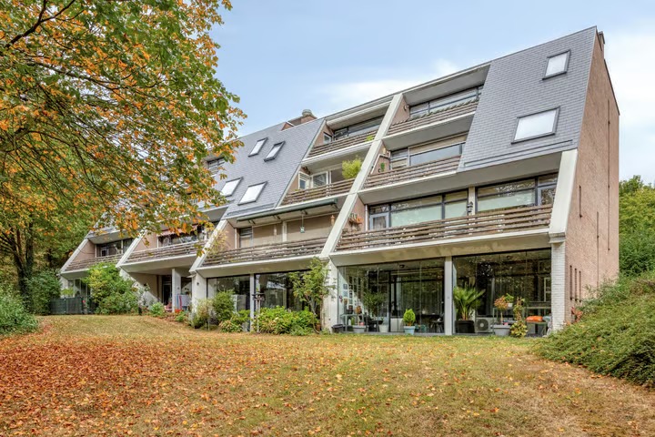 Portiekflat Houwerstraat 50 in Hoensbroek