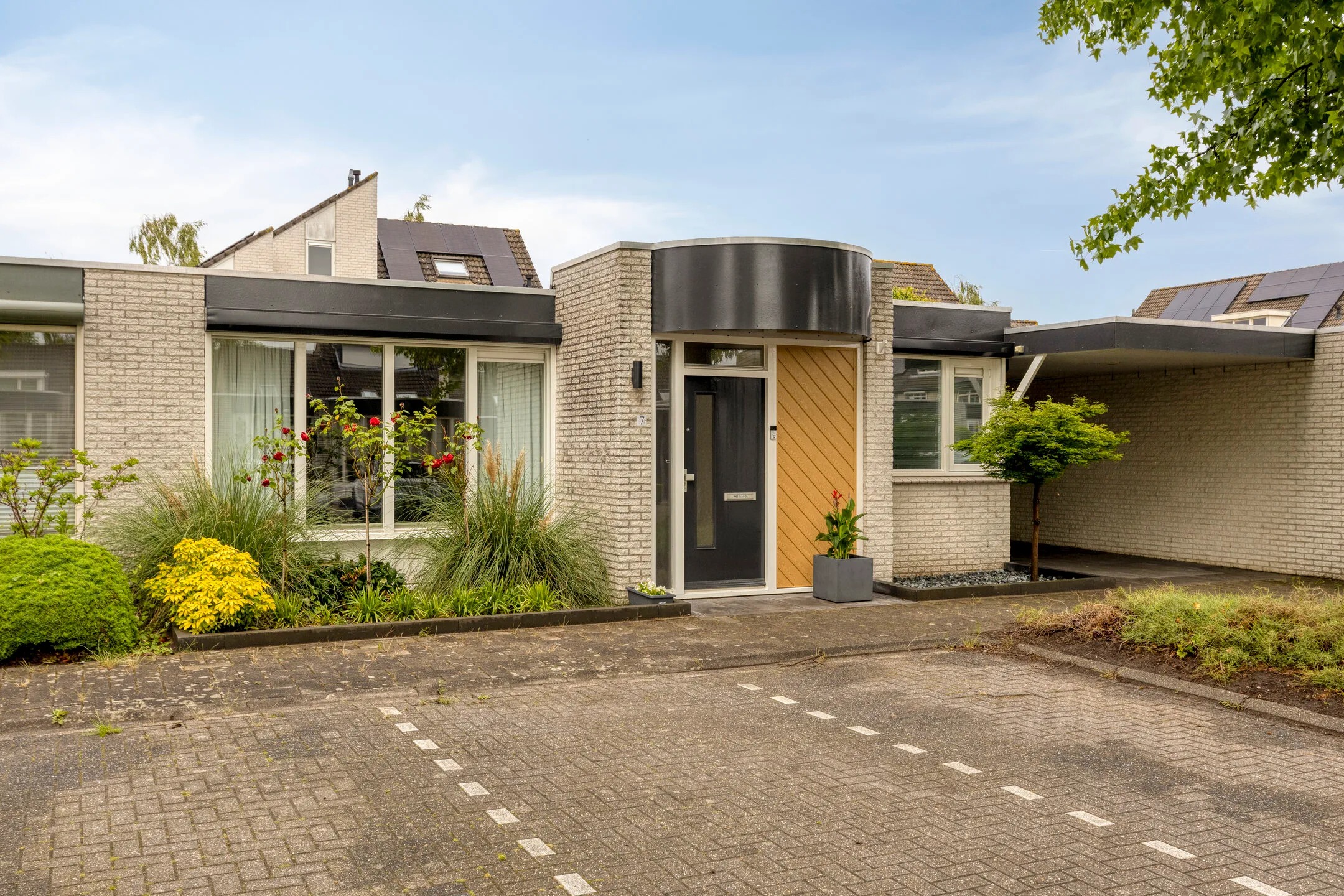Geschakelde woning (patiowoning) Schepen van Collhof 7 Nuenen