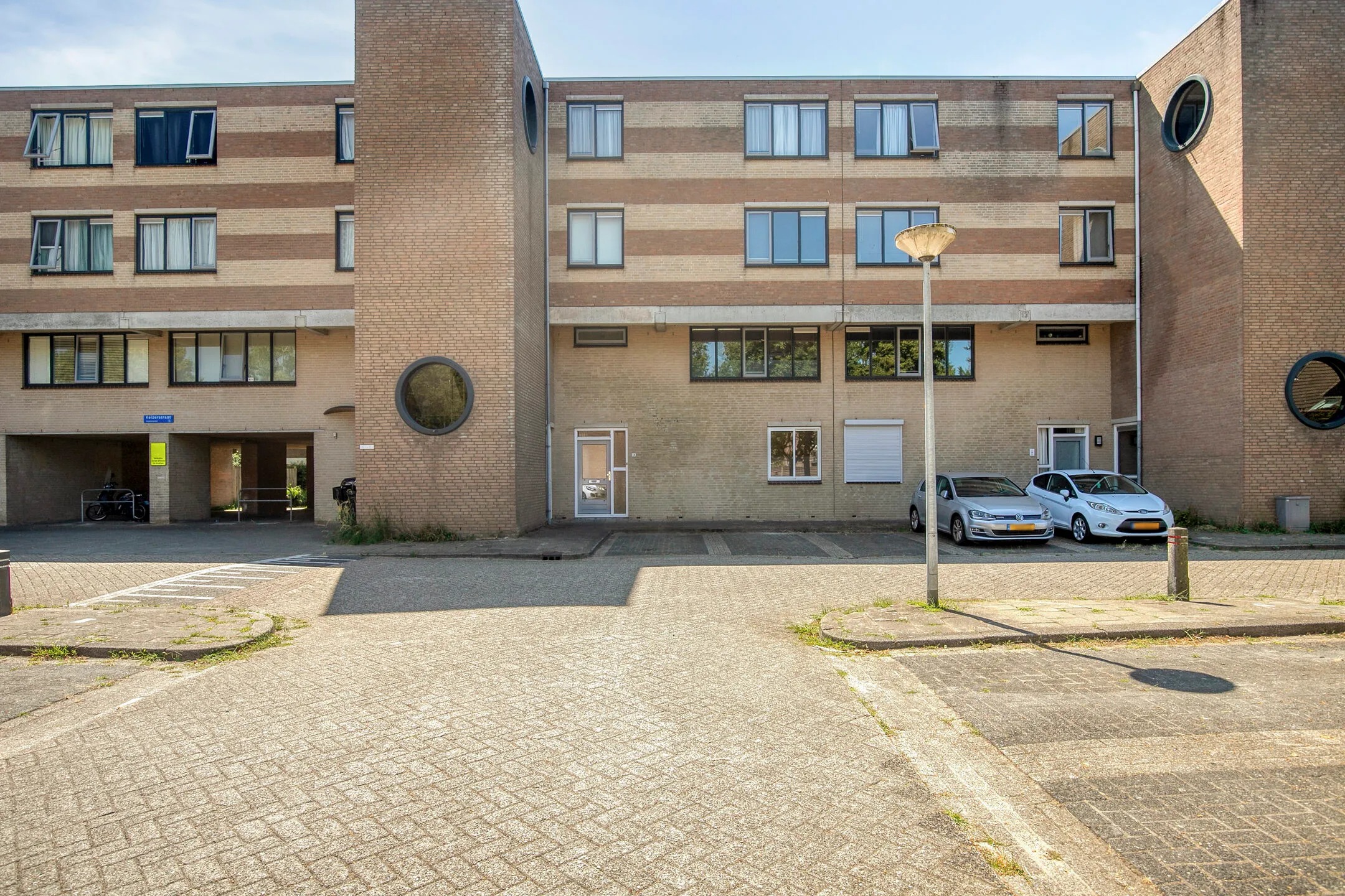 Portiekflat Keizerstraat 14 in Almere