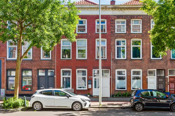 Bovenwoning Beeklaan 19 in Den Haag