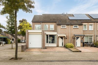 Hoekwoning Kasteleinstraat 35 in Oss