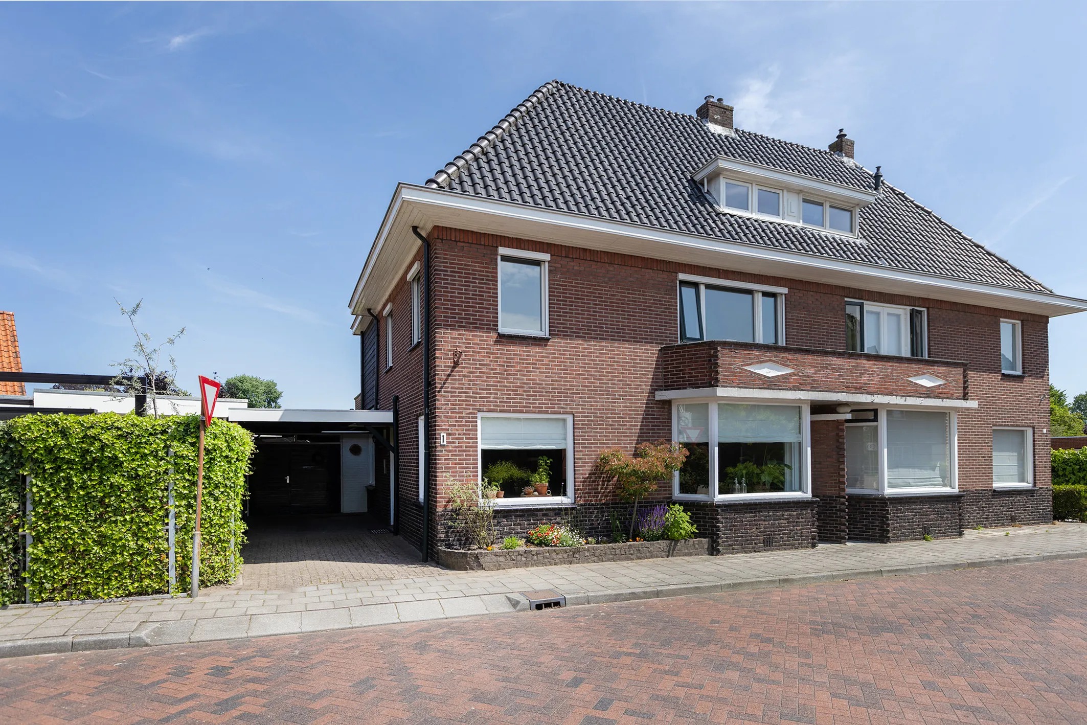 2-onder-1-kapwoning Groeneweg 1 in Groenlo