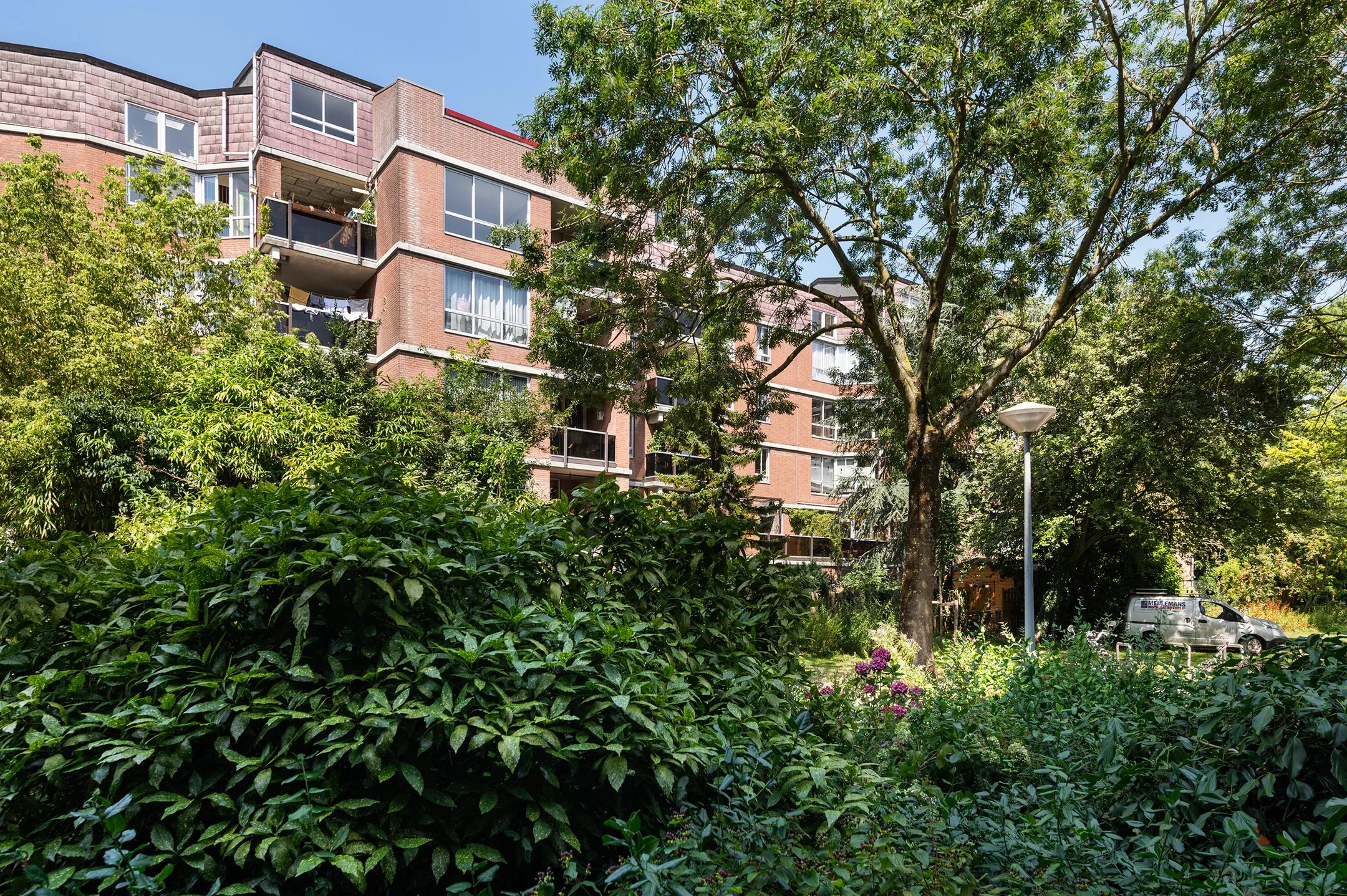 Portiekflat Leerdamhof 240 in Amsterdam