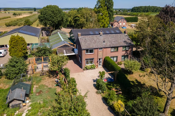 2-onder-1-kapwoning Homoetsedreef 12 in Eck en Wiel