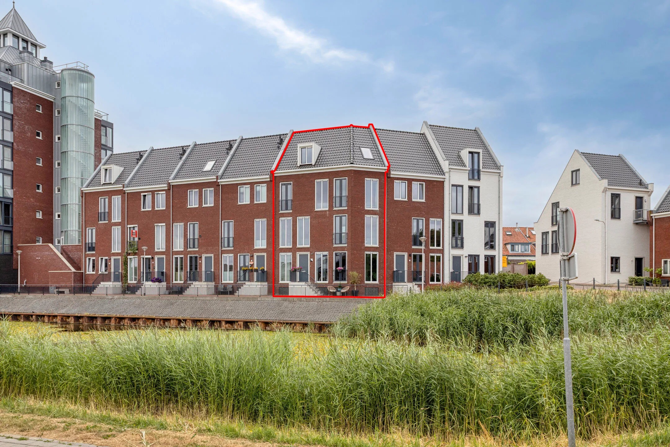Tussenwoning (split-level woning) Bastion 7 in Tholen