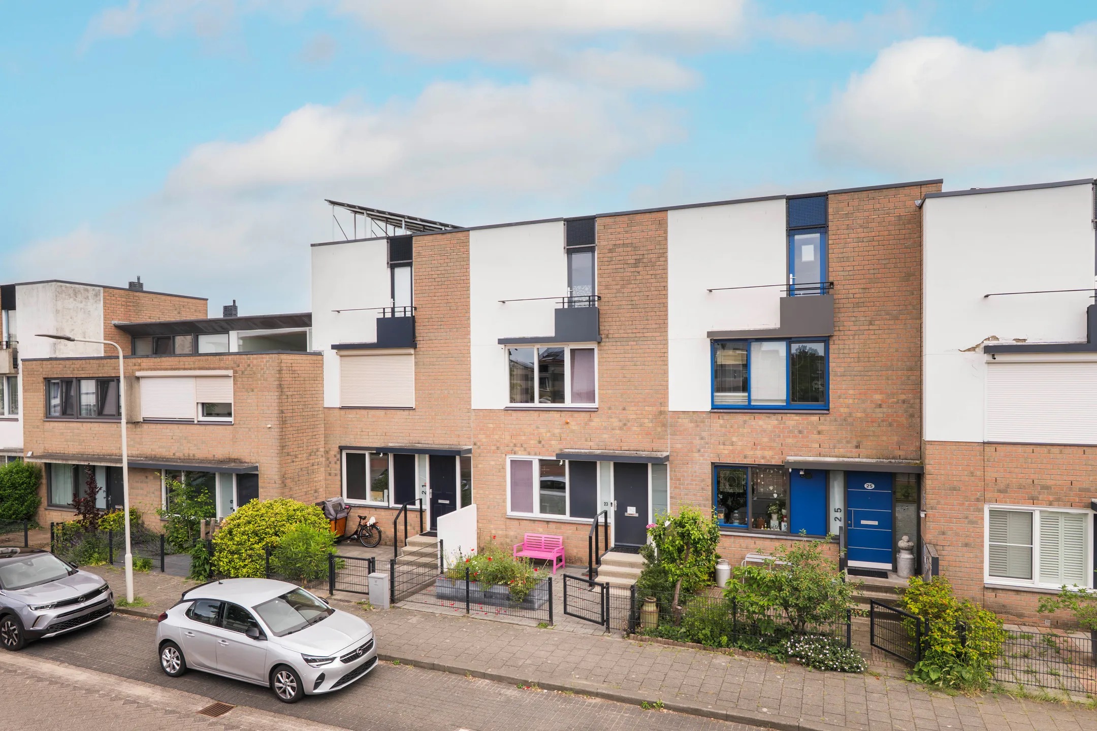 Tussenwoning Albert van Dalsumlaan 23 in Arnhem