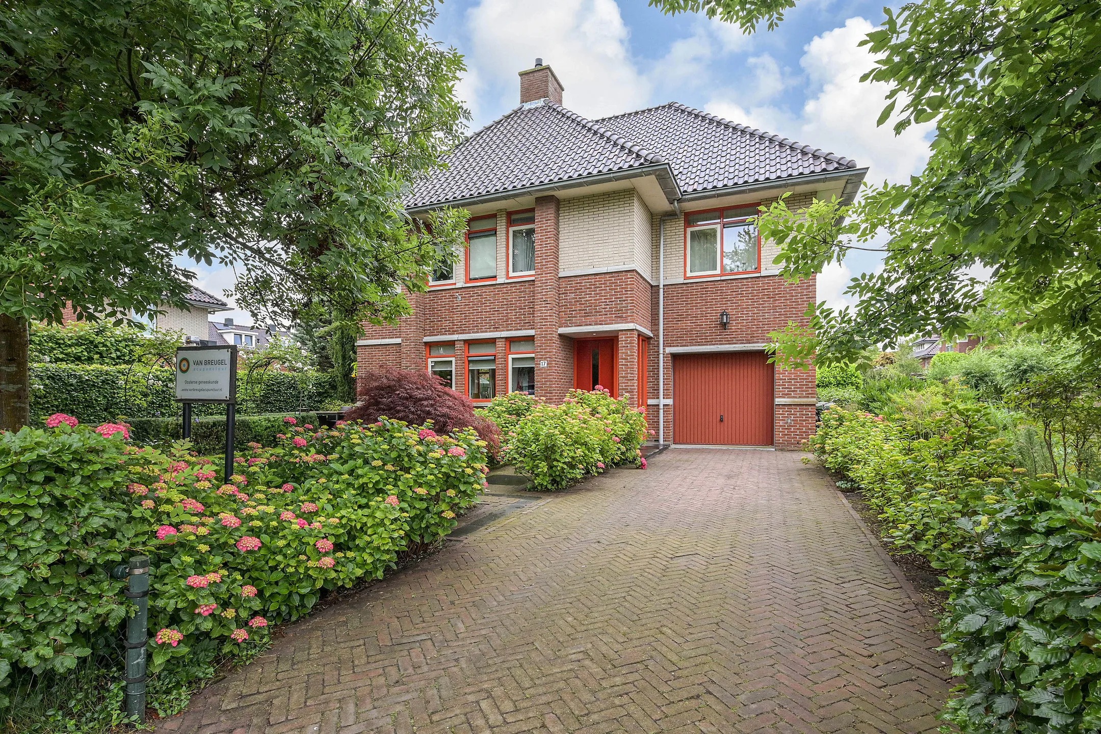 Vrijstaande woning (drive-in woning) Hof van Naeltwijck 17 in Nootdorp
