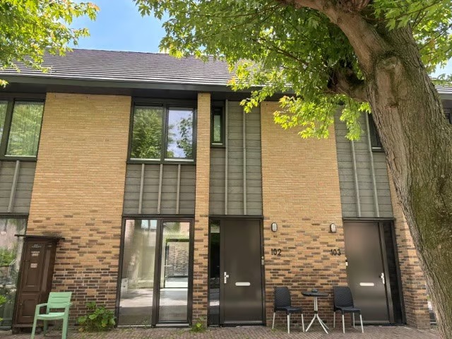 Tussenwoning Douglashout 102 in Eindhoven