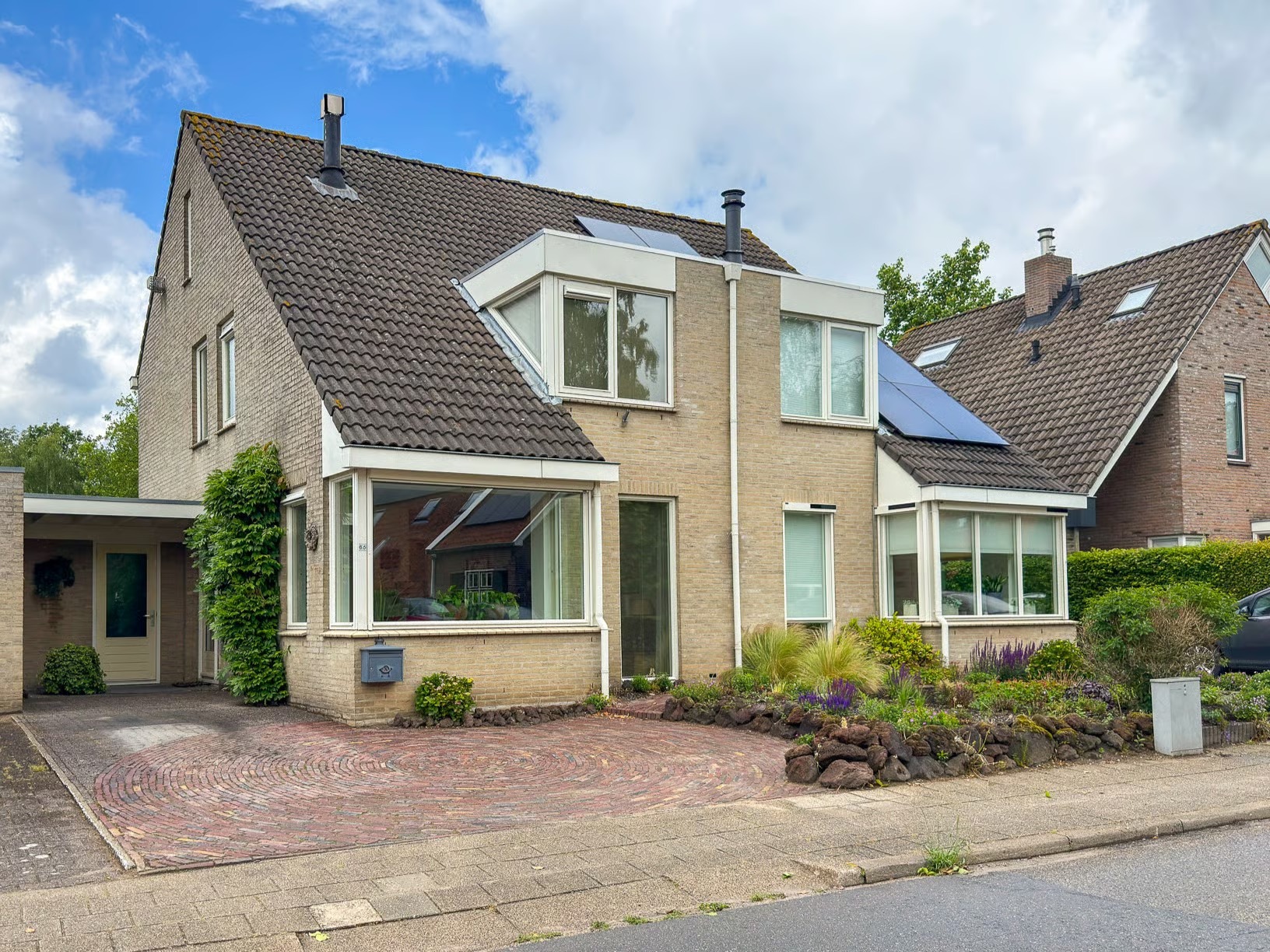 2-onder-1-kapwoning Koenestraat 86 in Amerongen