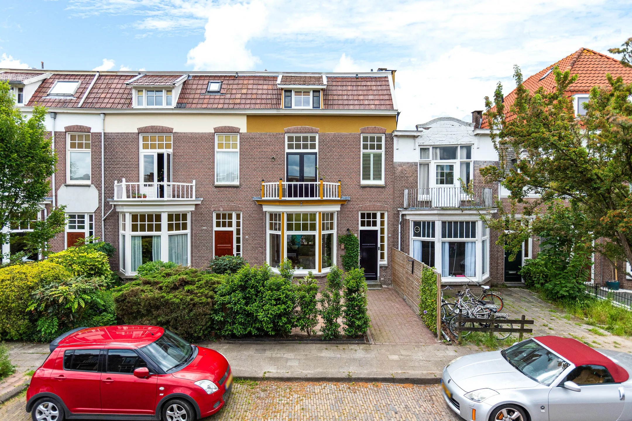 Tussenwoning Vredeman de Vriesstraat 52 in Leeuwarden