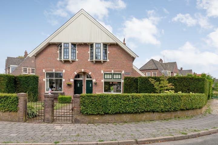 2-onder-1-kapwoning Conradstraat 22 in Hengelo
