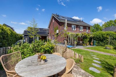 Eengezinswoning, 2-onder-1-kapwoning het Bleekveld 5 in Oostwold