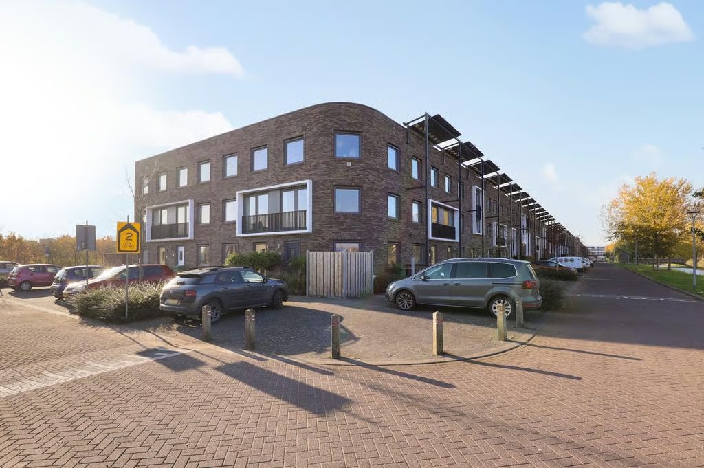 Tussenwoning Bartolomeus Diazstraat 4 in Almere