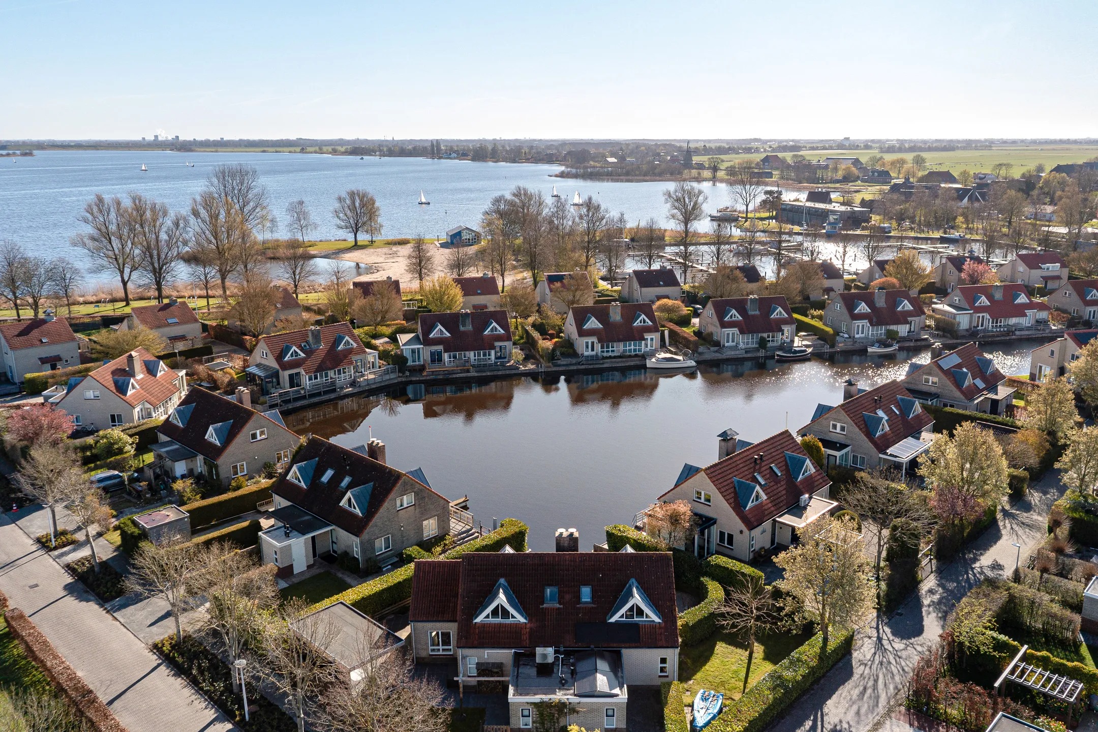 2-onder-1-kapwoning Doniapark 94 in Langweer