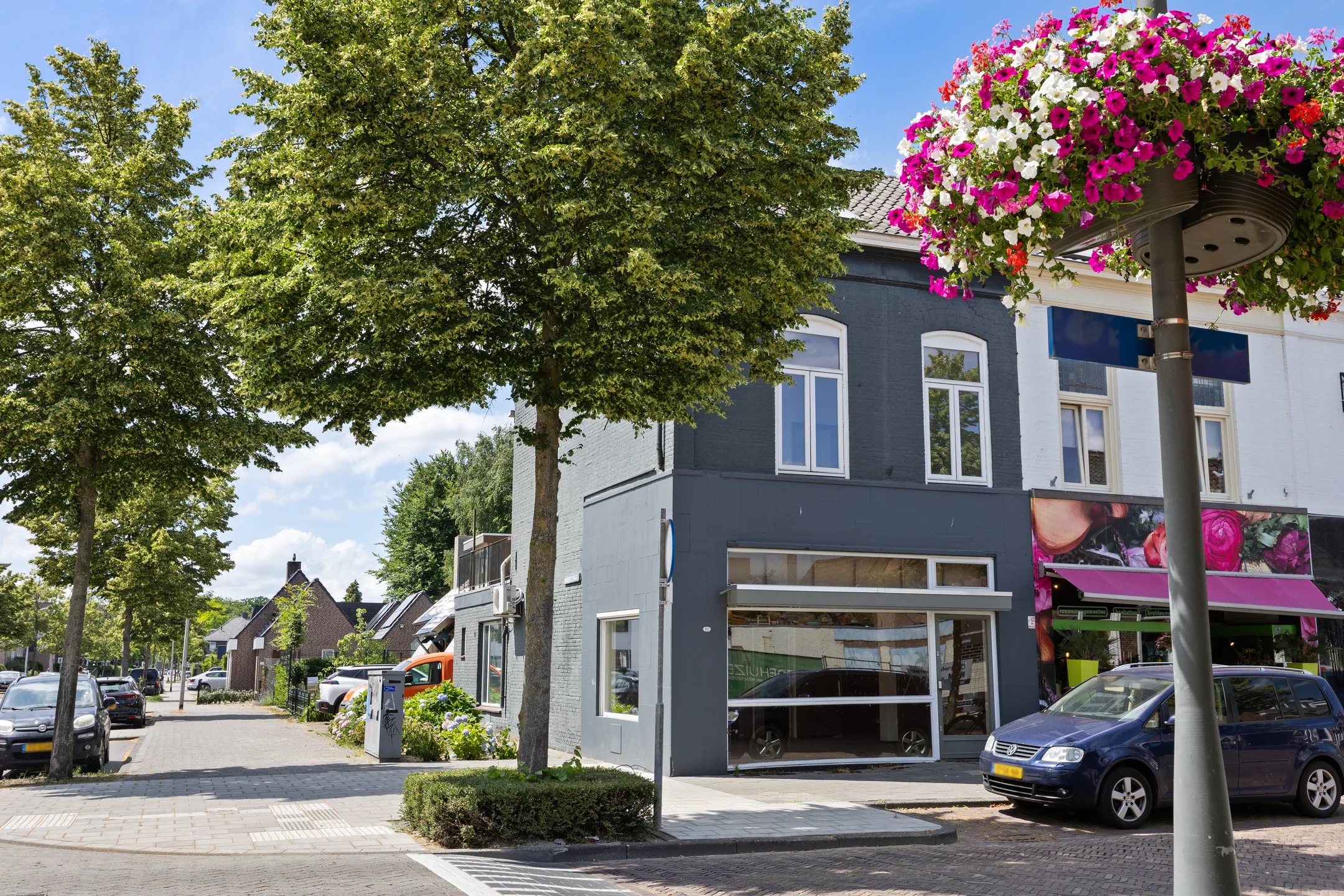Hoekwoning Stationsstraat 90 in Waalwijk