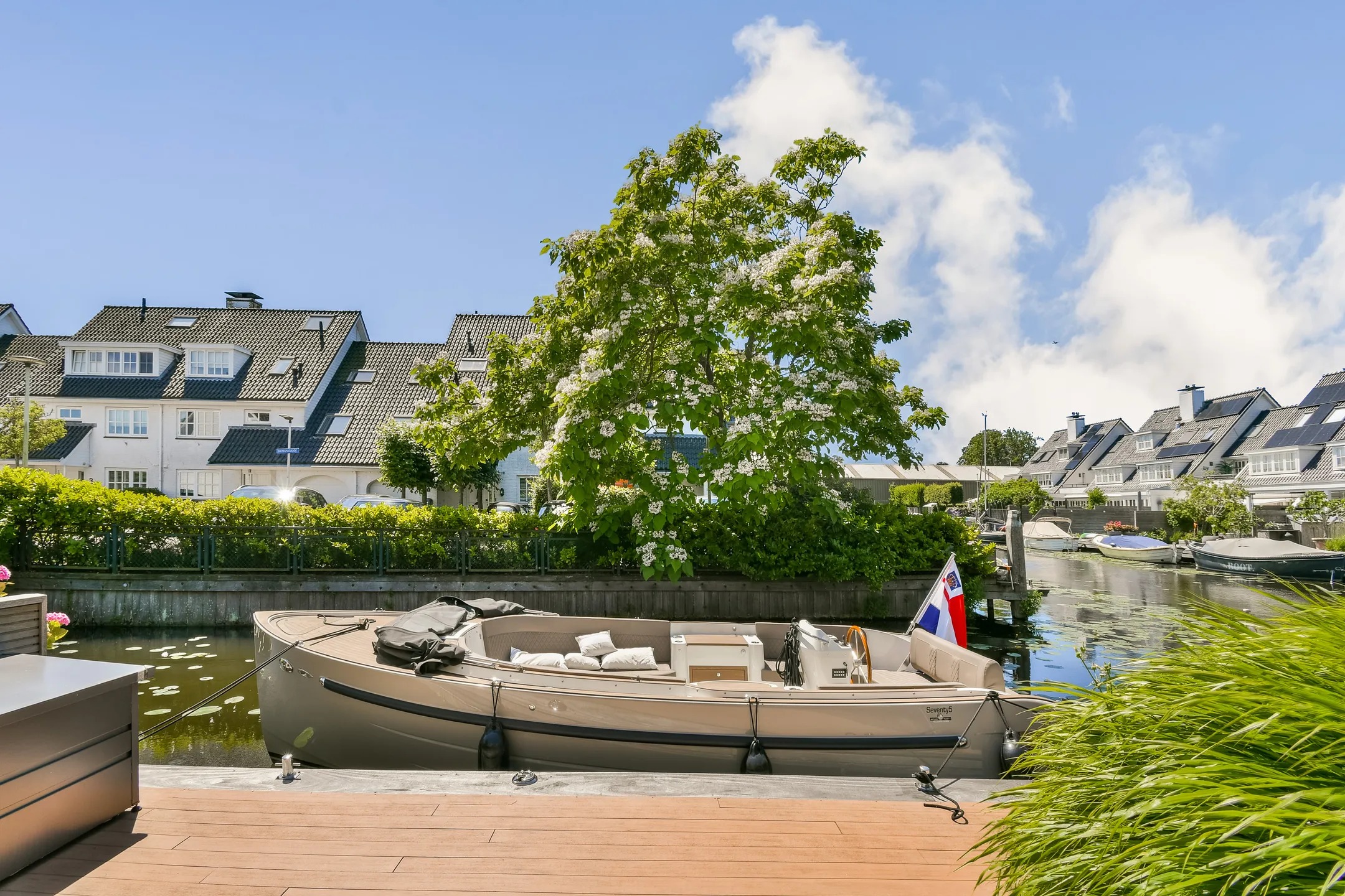 Tussenwoning Eymerspoeldam 3 in Warmond