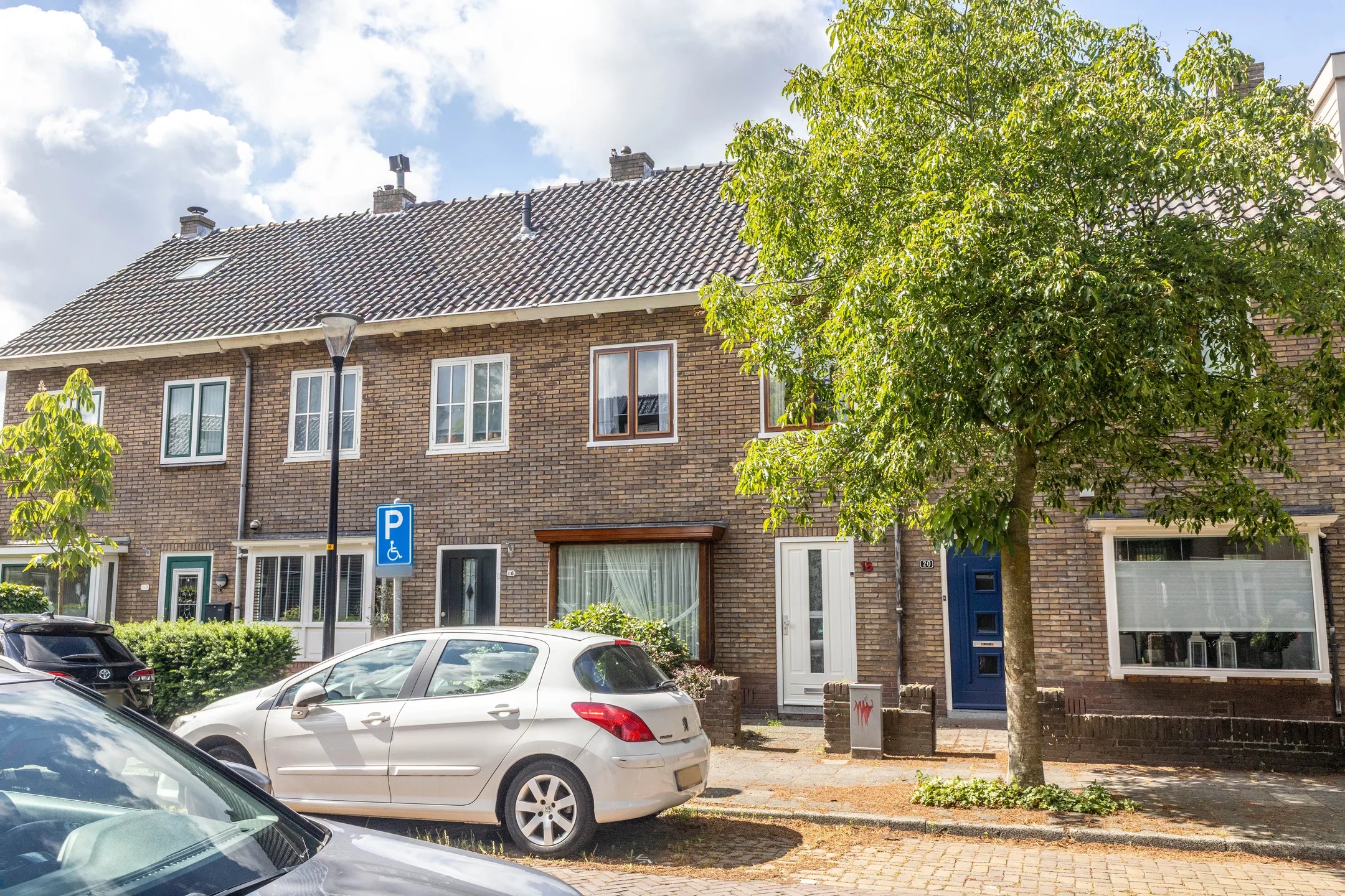 Tussenwoning Kastanjelaan 18 in Beverwijk