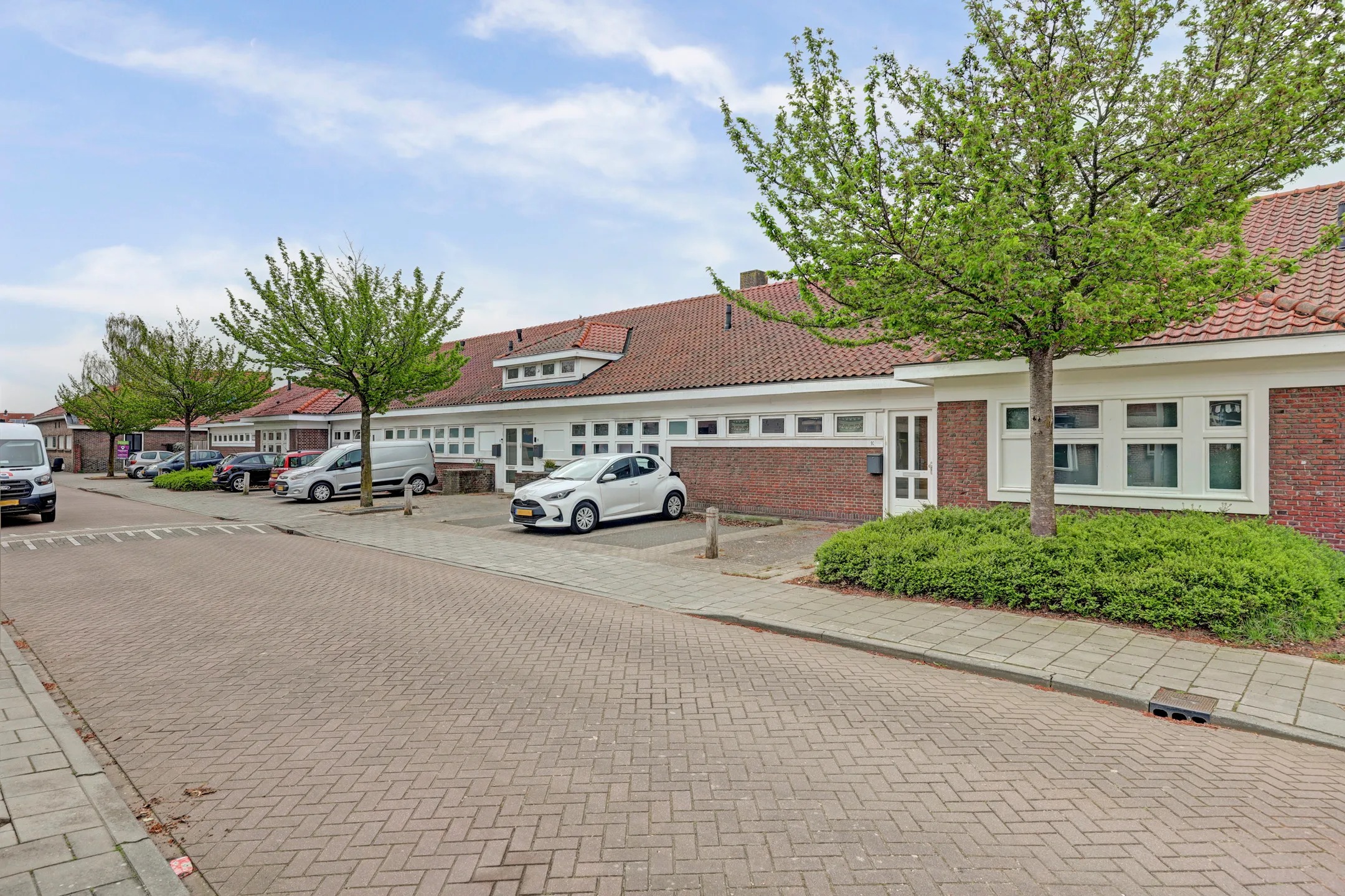 Tussenwoning Dahliastraat 9 c in Almelo
