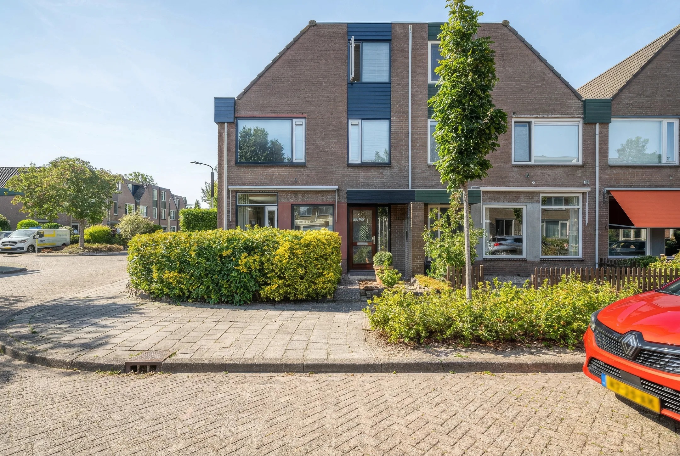 Hoekwoning Constantijnstraat 12 in Zoeterwoude