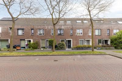 Tussenwoning Koolhovenlaan 40 in Den Haag