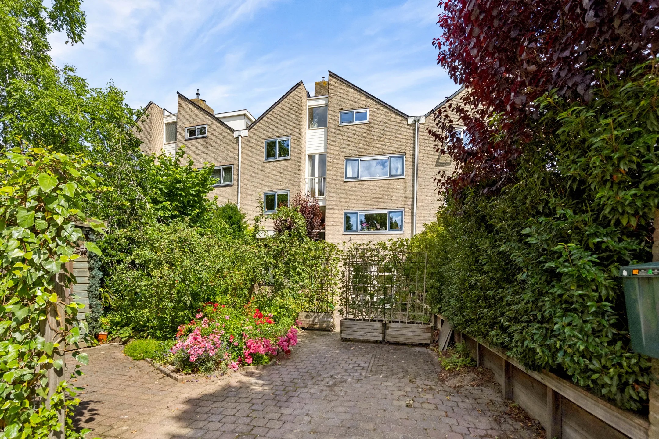Tussenwoning (split-level woning) Lupine-oord 11 in Houten