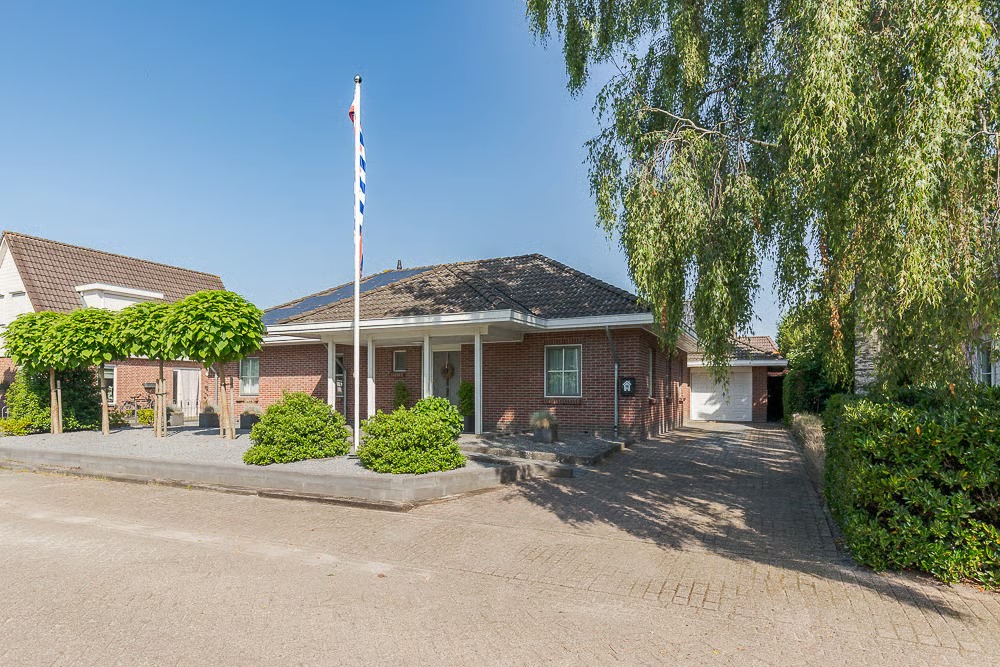 Vrijstaande woning G.F.Vosstraat 19 in Oldeholtpade