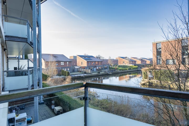 Portiekflat Konvooistraat 11 b in Leeuwarden