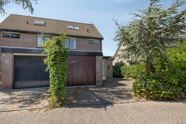 2-onder-1-kapwoning Valkenierstraat 2 A in Alkmaar