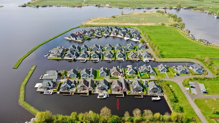 Villa, vrijstaande woning De Potten 53 in Offingawier