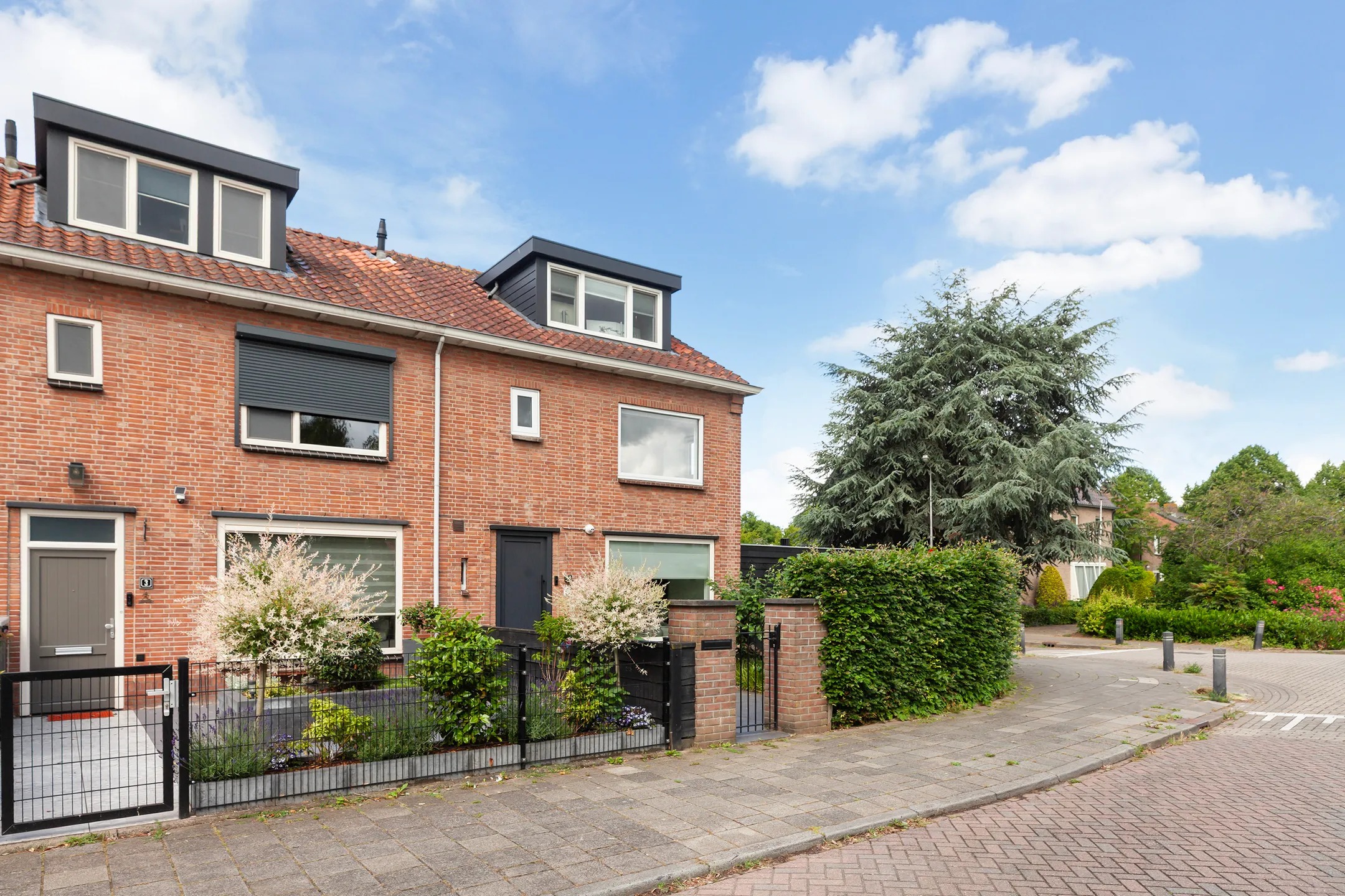Hoekwoning Prinses Irenestraat 5 in Ridderkerk