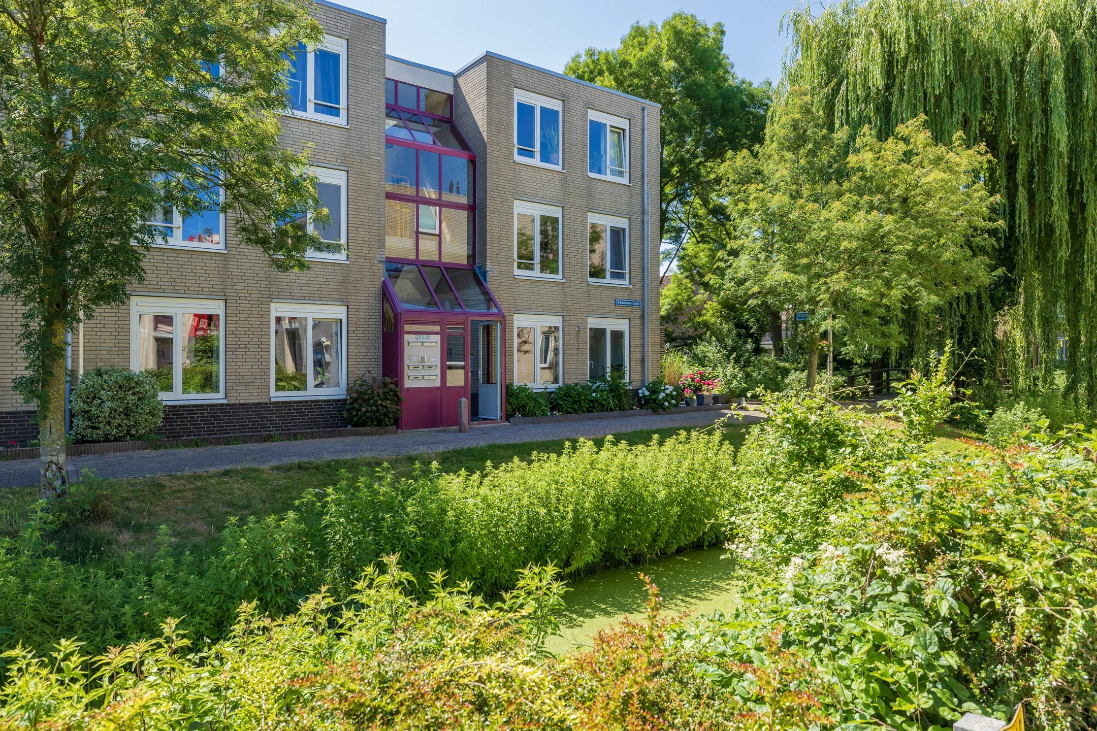 Portiekflat Clusiusstraat 33 in Lisse
