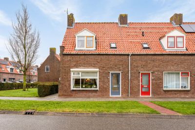 Hoekwoning Kroonwijksingel 9 in Oostburg