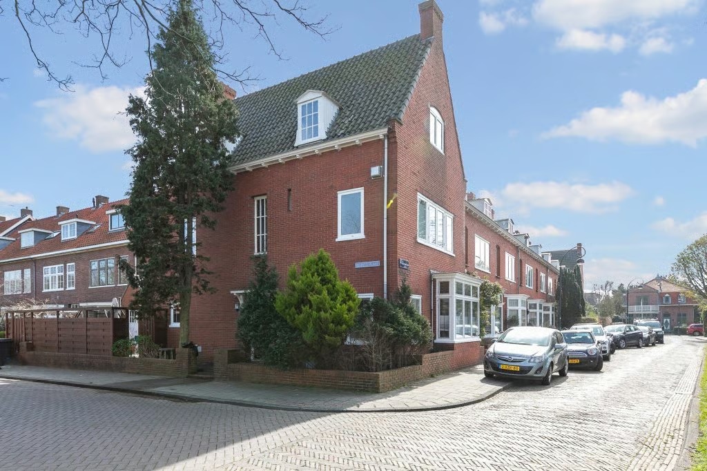 Hoekwoning Regentesselaan 35 in Haarlem