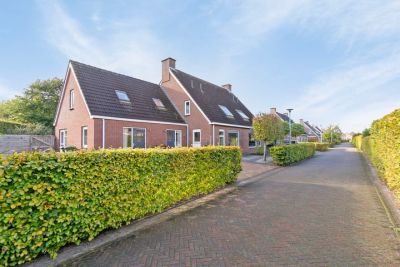 Eengezinswoning, 2-onder-1-kapwoning Stuurhut 34 in Stadskanaal