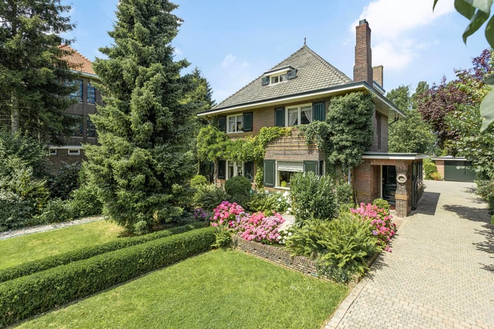 Villa, vrijstaande woning Venloseweg 29 in Tegelen