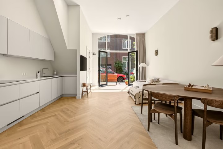 Benedenwoning Fokke Simonszstraat 73 A in Amsterdam