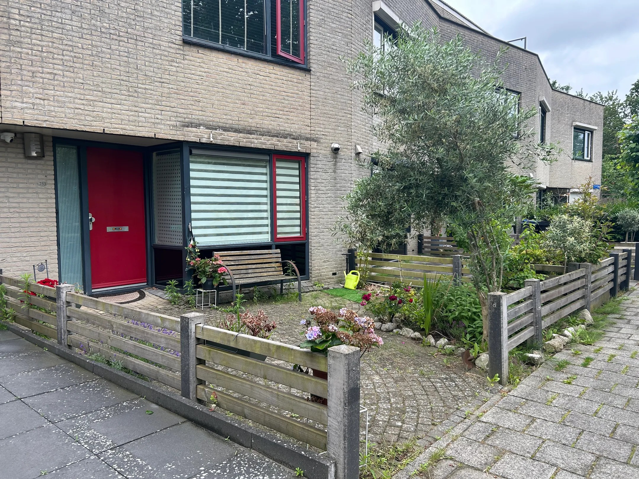 Tussenwoning Parkwijklaan 253 in Almere