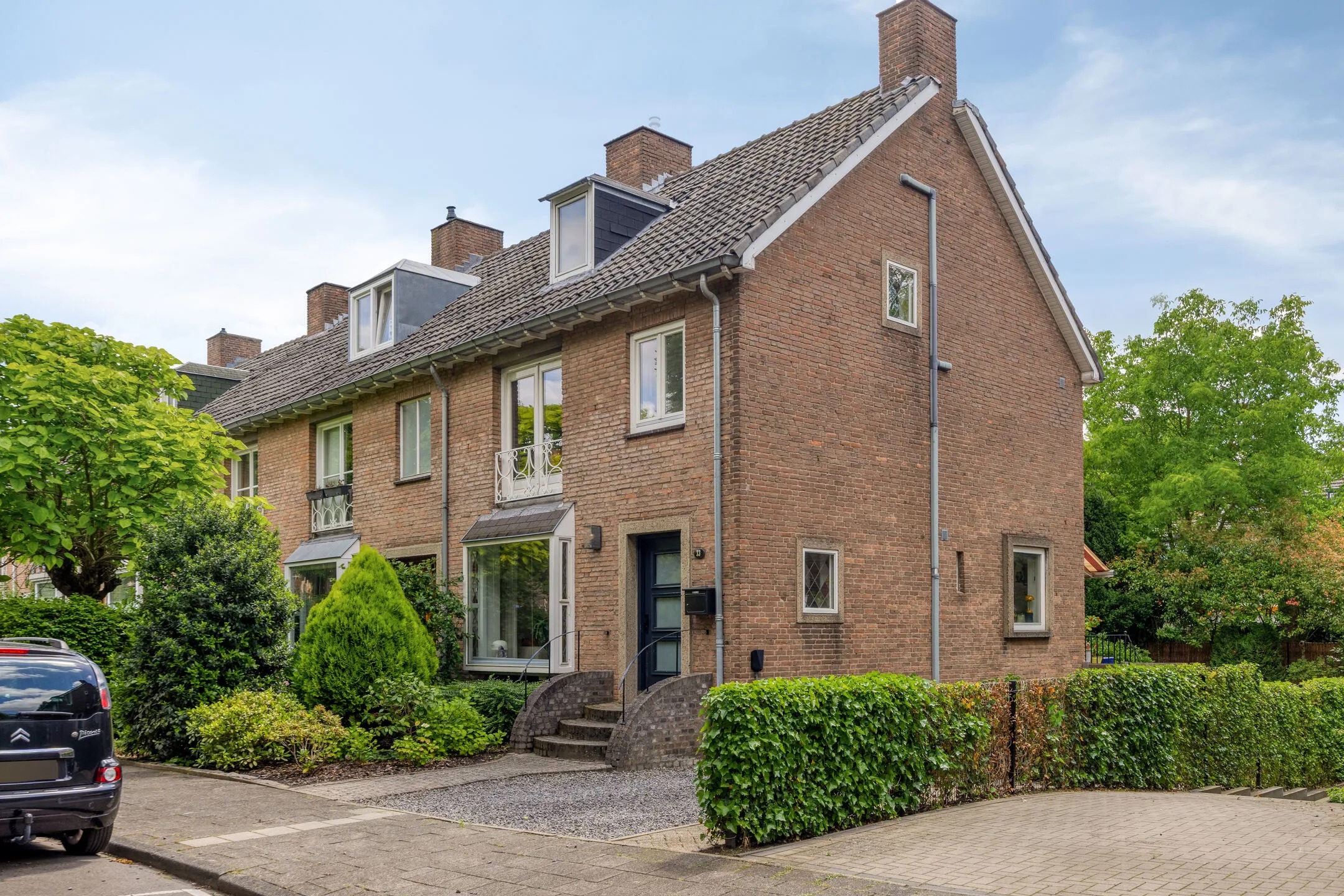 Hoekwoning Jekerschans 33 in Maastricht