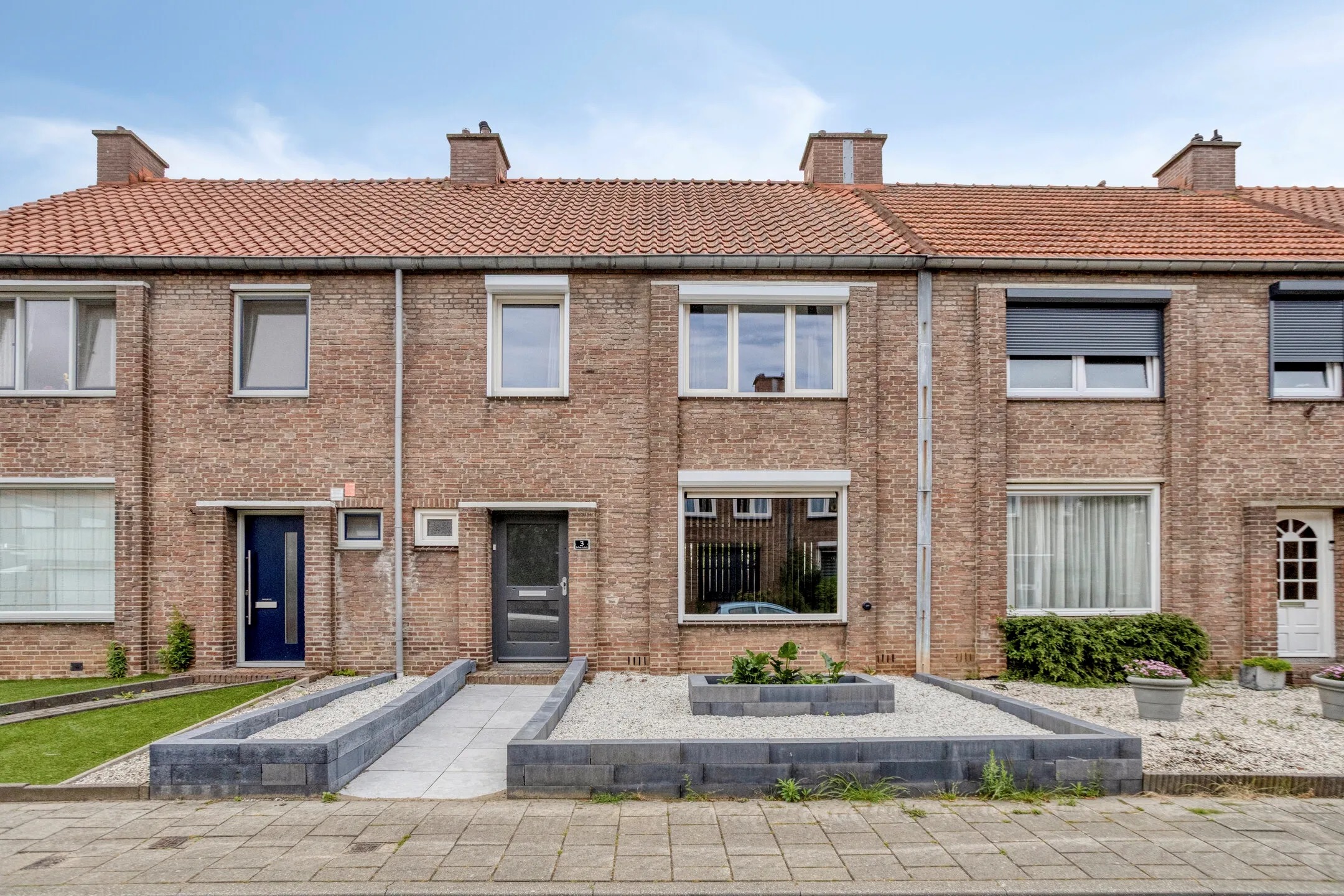 Tussenwoning Mgr. Feronstraat 3 in Geleen