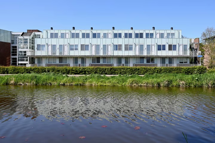 Bovenwoning Hortensialaan 133 in De Kwakel