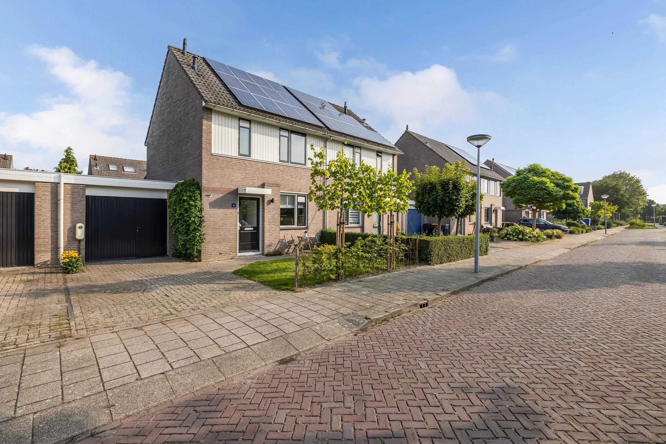 2-onder-1-kapwoning Haagwinde 16 in Oudkarspel