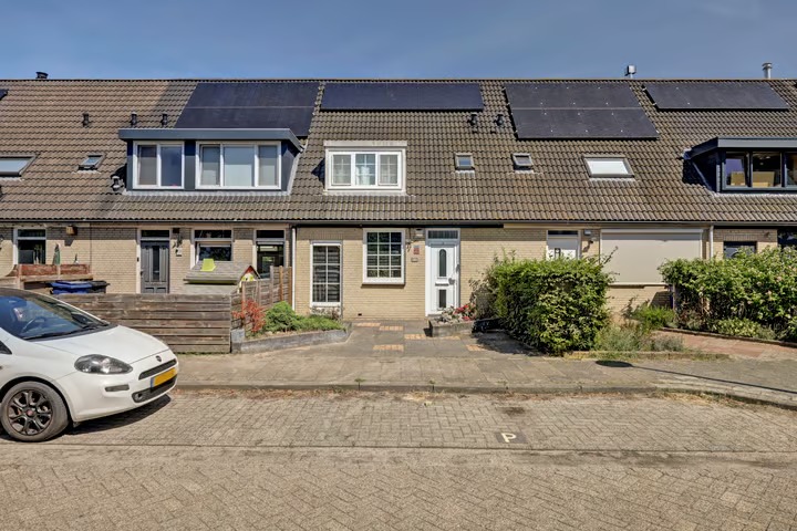 Tussenwoning G.T. Rietveldstraat 42 in Almere